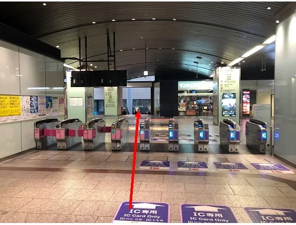 D6｜南海 3F 北改札・閘內向外參考；📷 大阪市官方｜頁面日期 2026/1/1，拍攝日期未標
